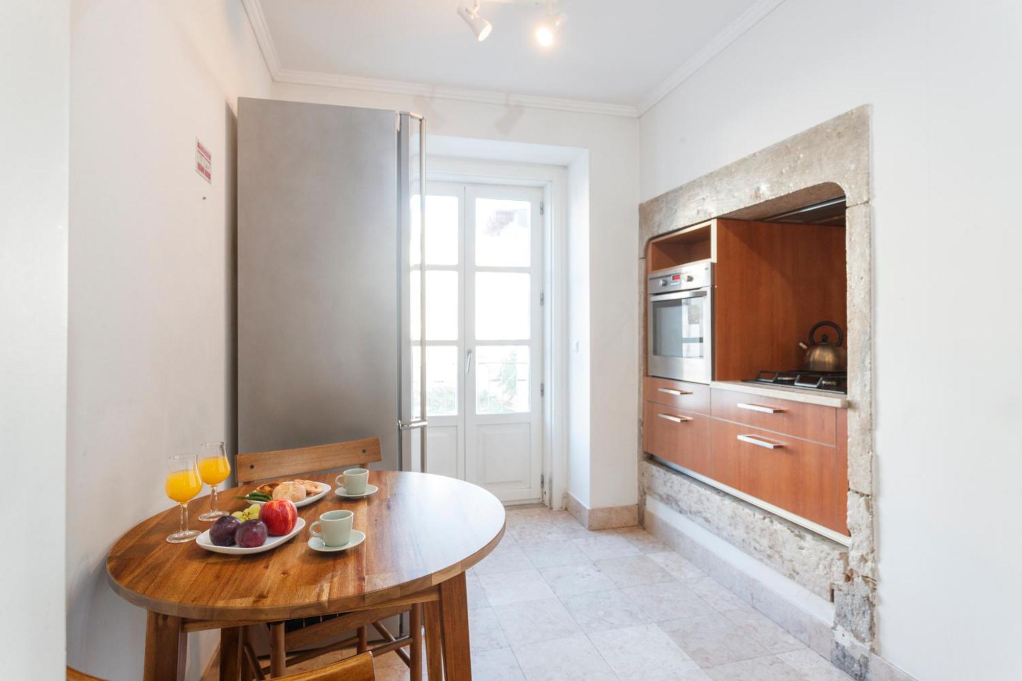 Madalena Prestige View * Lisboa