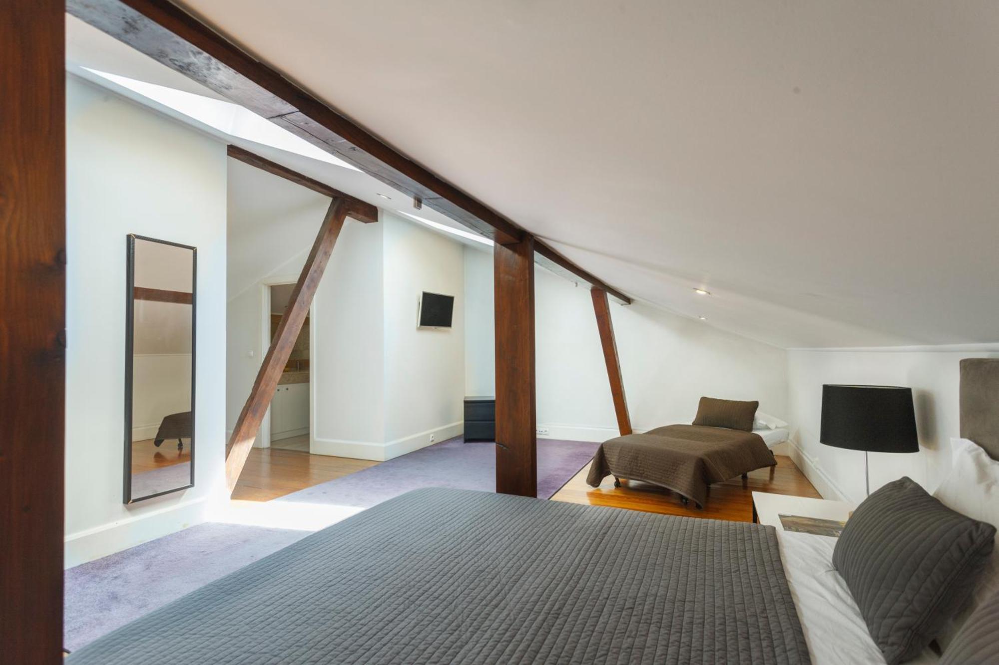 Madalena Prestige View * Lisboa